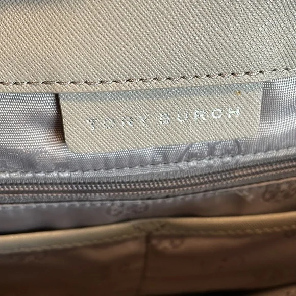 ***SOLD ON ANOTHER SITE***Authentic TORY BURCH gray/taupe shoulder bag. - Picture 4 of 4